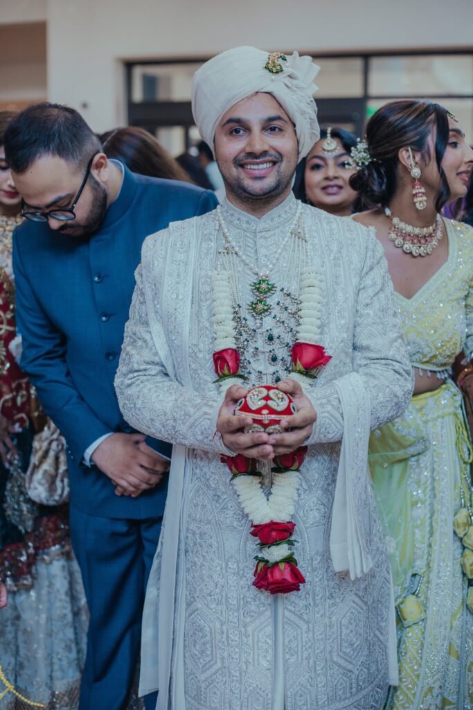 indian wedding, palms